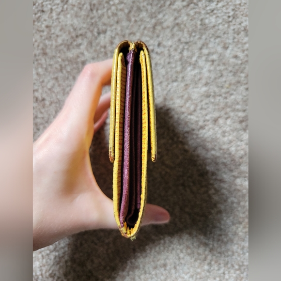 Louis Vuitton epi leather double snap wallet - Picture 2 of 11